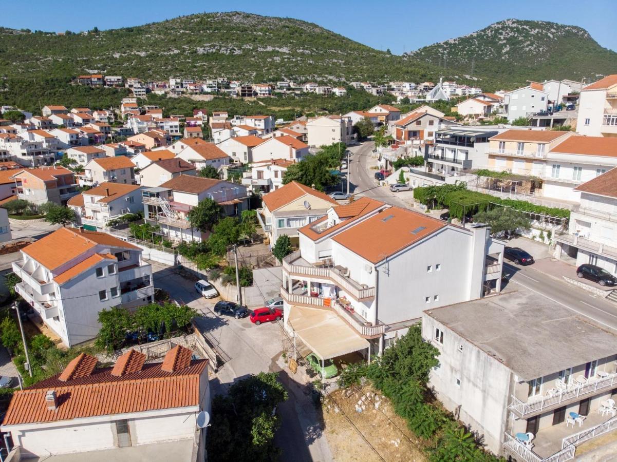 Apartment Familia نيوم المظهر الخارجي الصورة